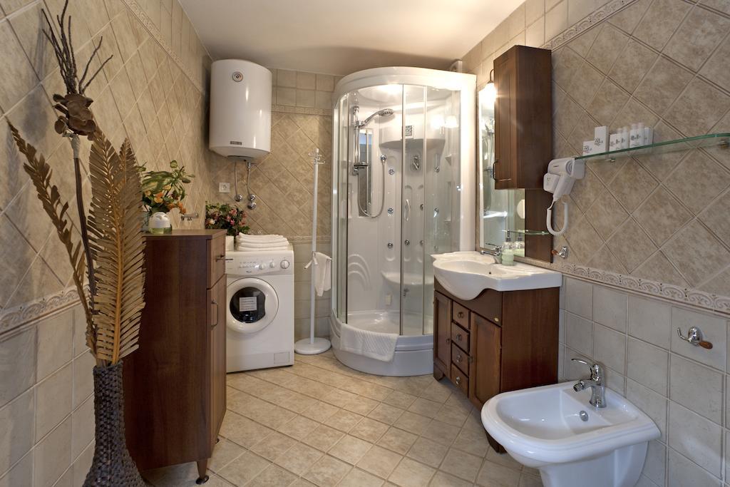Valkarin Villa Castello Rausch חדר תמונה