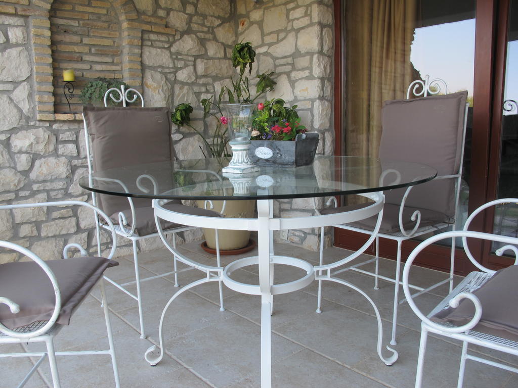 Valkarin Villa Castello Rausch מראה חיצוני תמונה